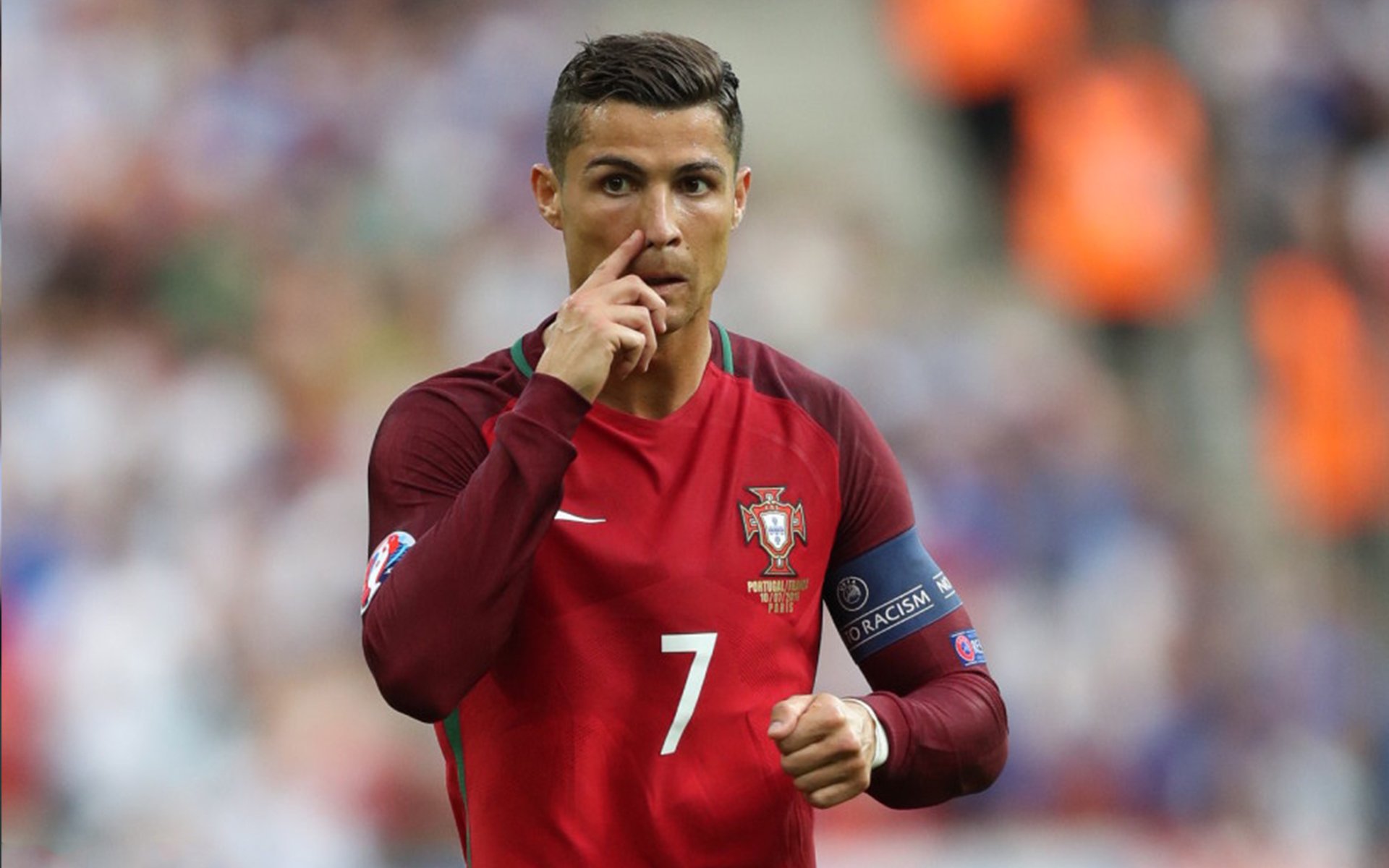 球迷团体联合发声呼吁俱乐部优化观赛服务体验,球赛观众